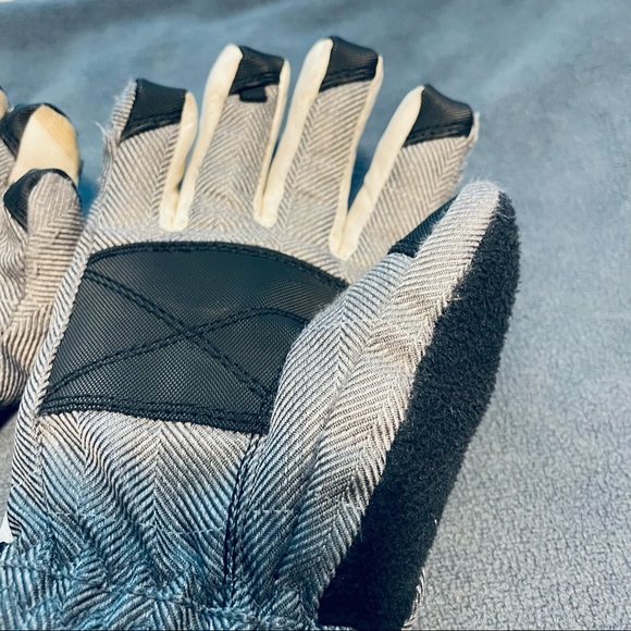 Head Winter Gloves - Picture 6 of 10